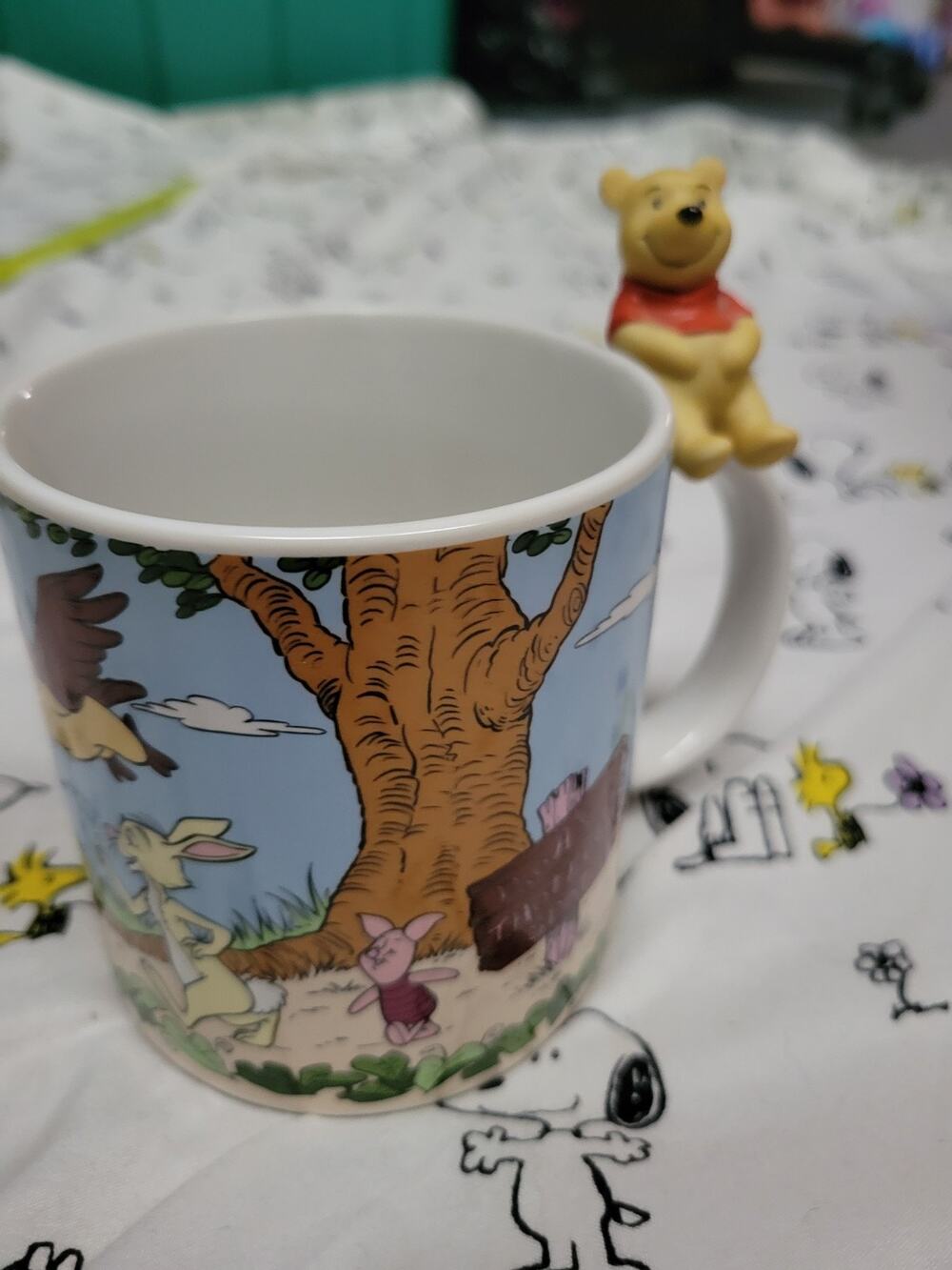 Disney Winnie the Pooh Mug w/Figurine Pooh Sitting on Handle Ceramic Cup